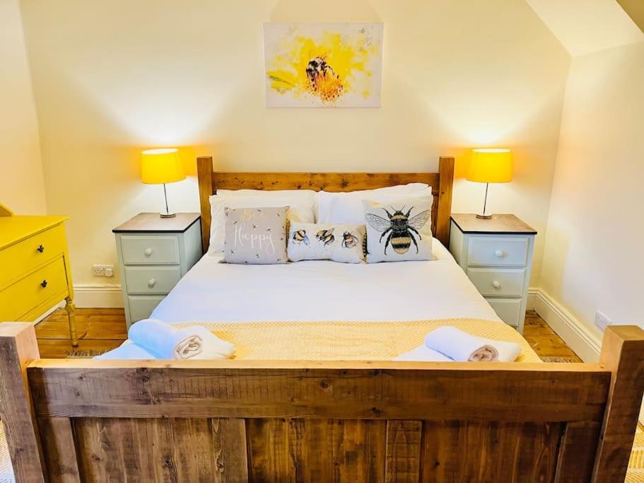 Otley Cottage ภายนอก รูปภาพ