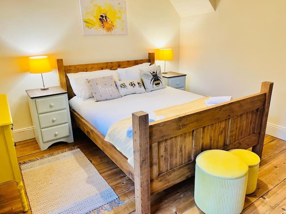 Otley Cottage ภายนอก รูปภาพ