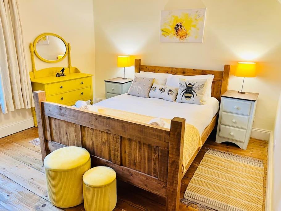 Otley Cottage ภายนอก รูปภาพ